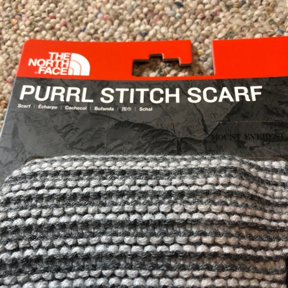 🆕 The North Face Purrl Stitch Scarf - Picture 6 of 12
